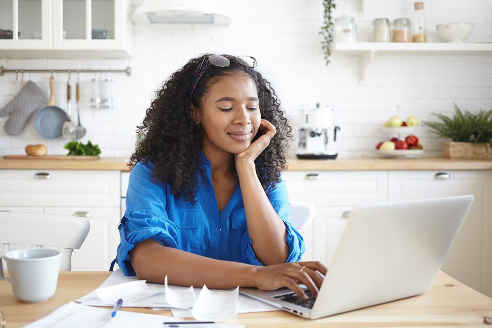 shutterstock_1159160947 (1) Automated Rent Collection Improves Earnings and Income